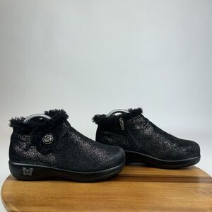 Womens Alegria Meri Black Metallic Suede Floral Ankle Boots Booties Size EU 37
